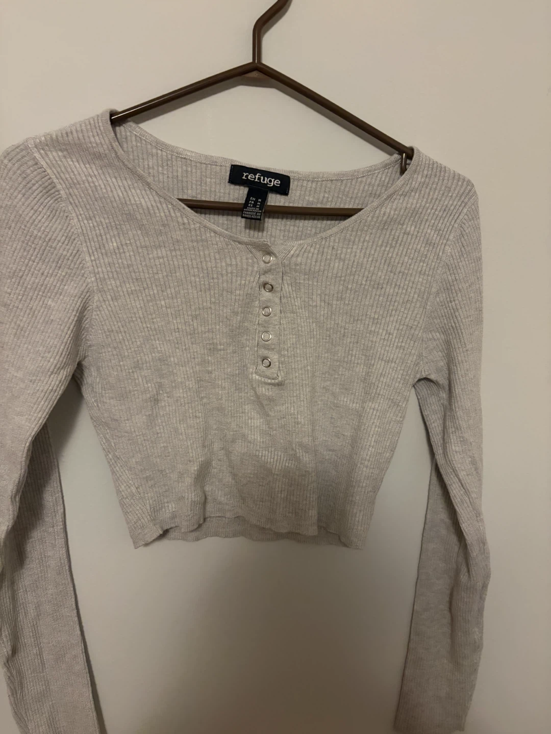 🏈 Size medium top