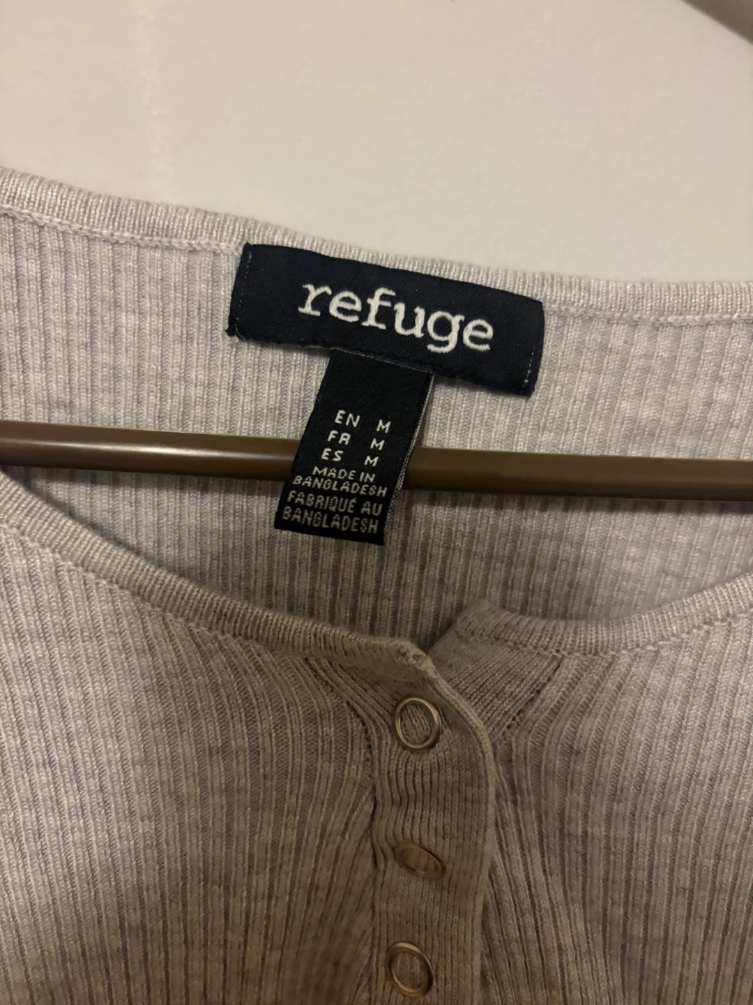 🏈 Size medium top - photo 2