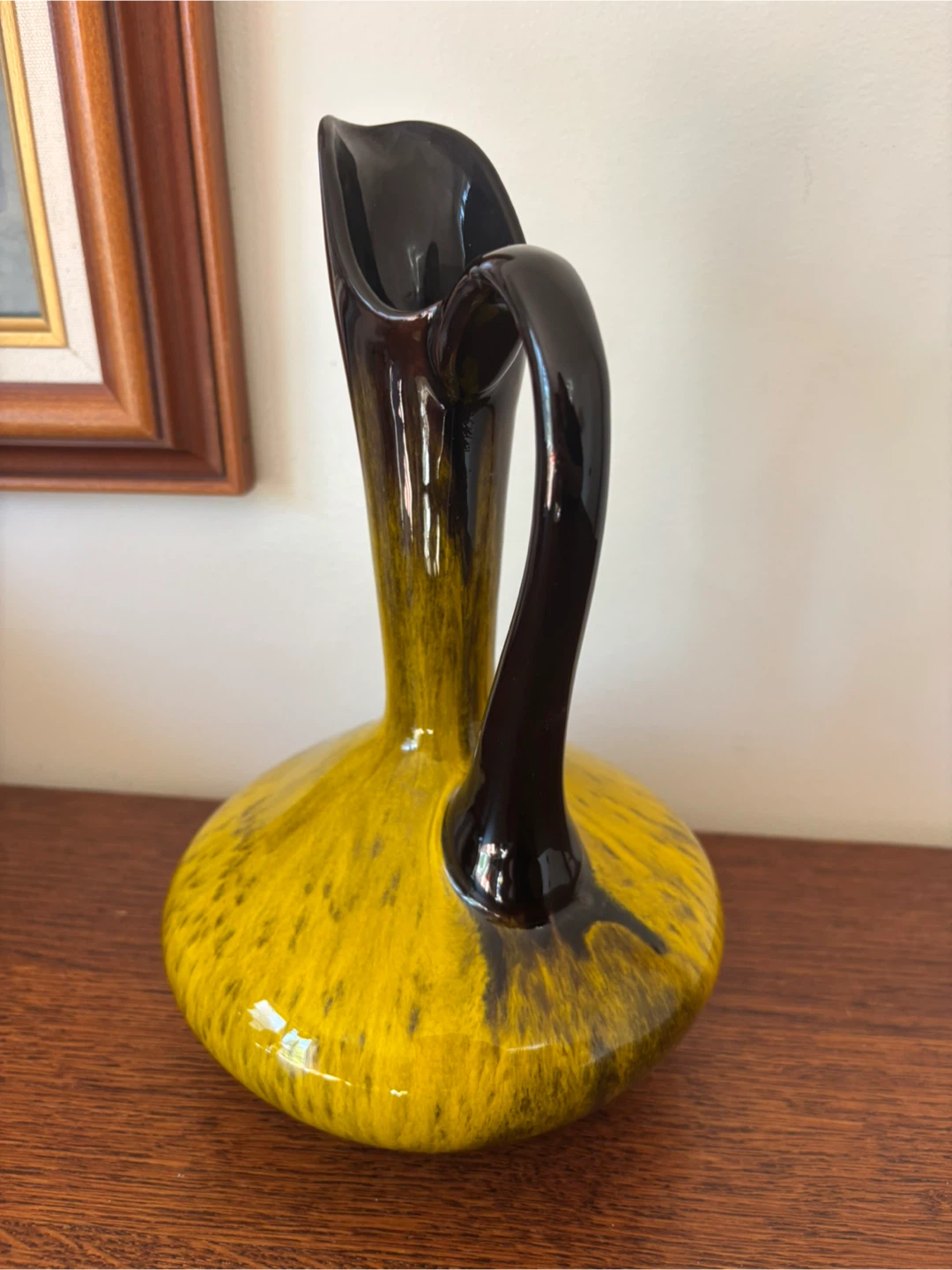 Vintage Canuck Pottery Pitcher - photo 3