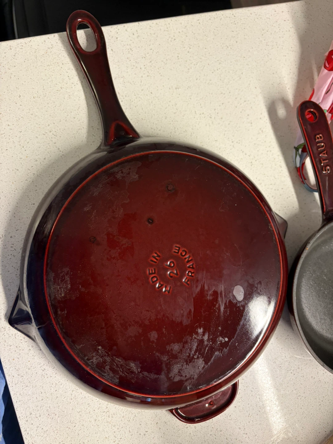 Two Staub Cast Iron Skillets - must sell by 23/9 - photo 3