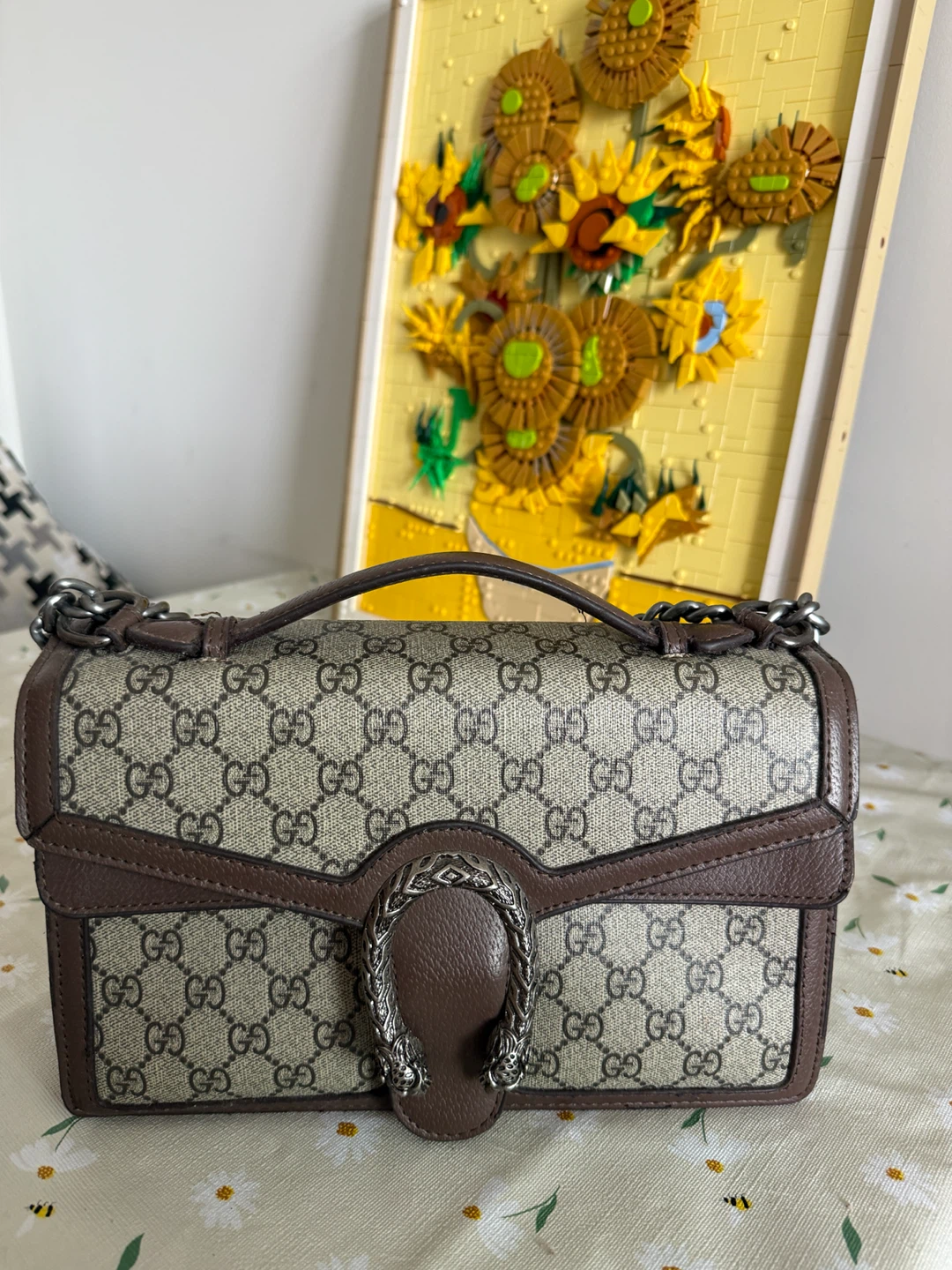 Gucci Dionysus GG Supreme Shoulder Bag