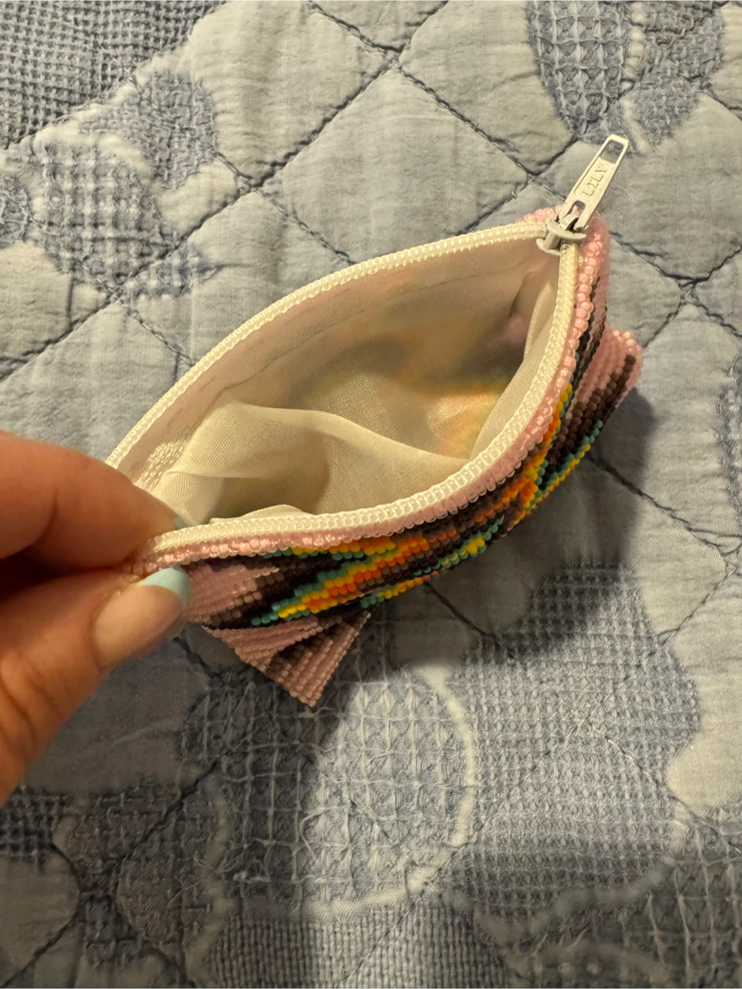 Indigenous Beaded zipper pouch - photo 3