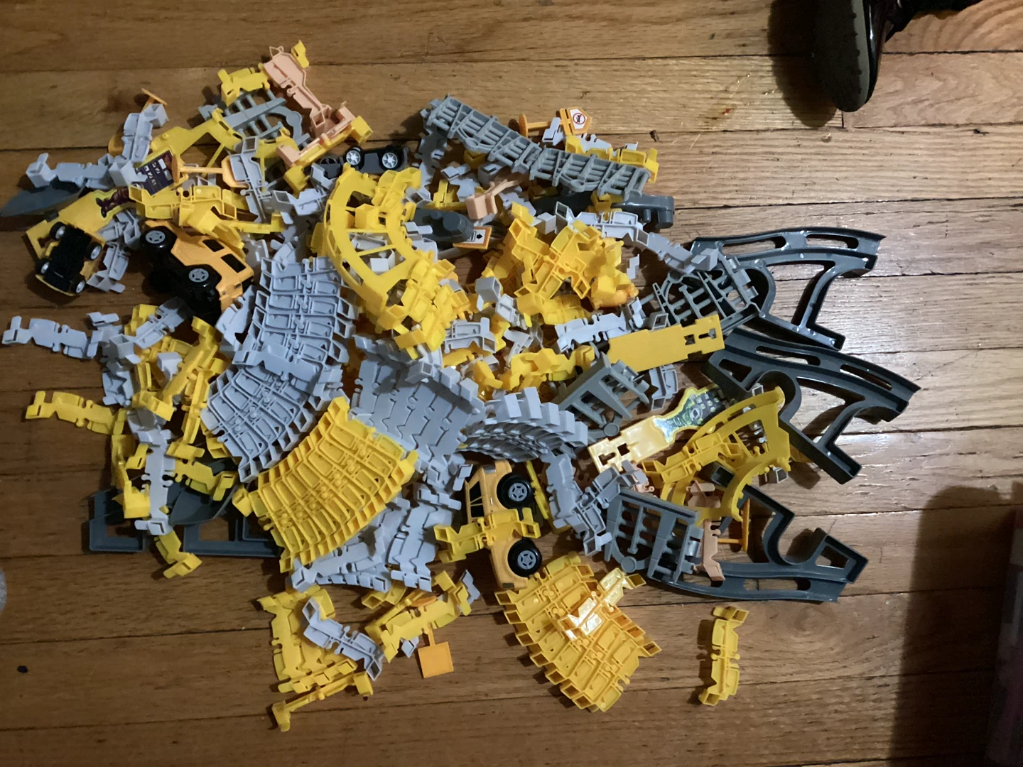 🏈Large Lot of Construction Track Toy Parts