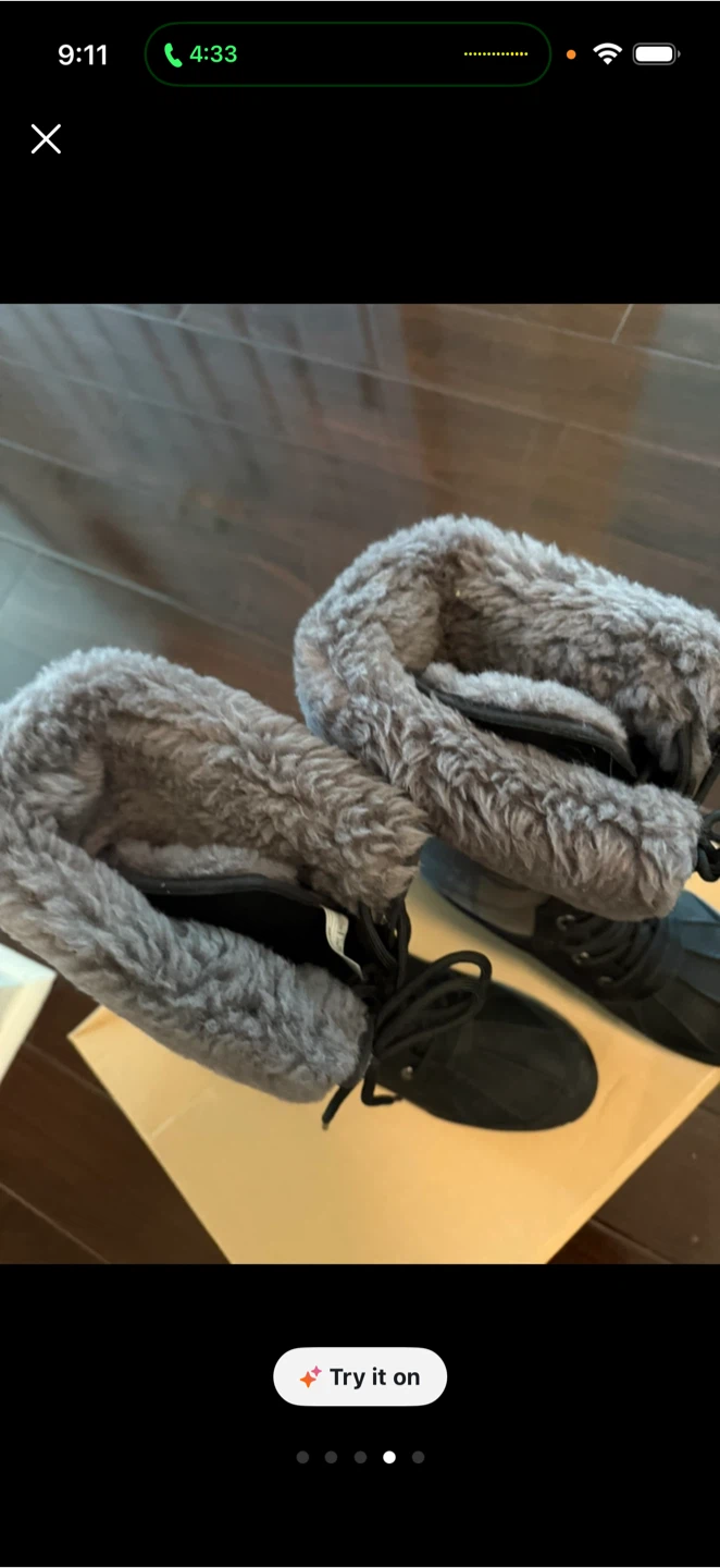 UGG Winter Boots size 9.5 - photo 5
