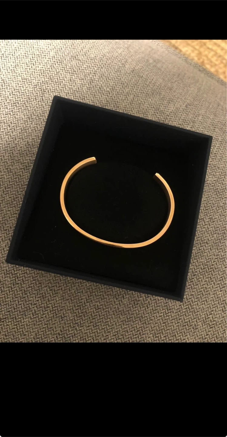 Daniel Wellington Gold Cuff Bracelet - photo 2