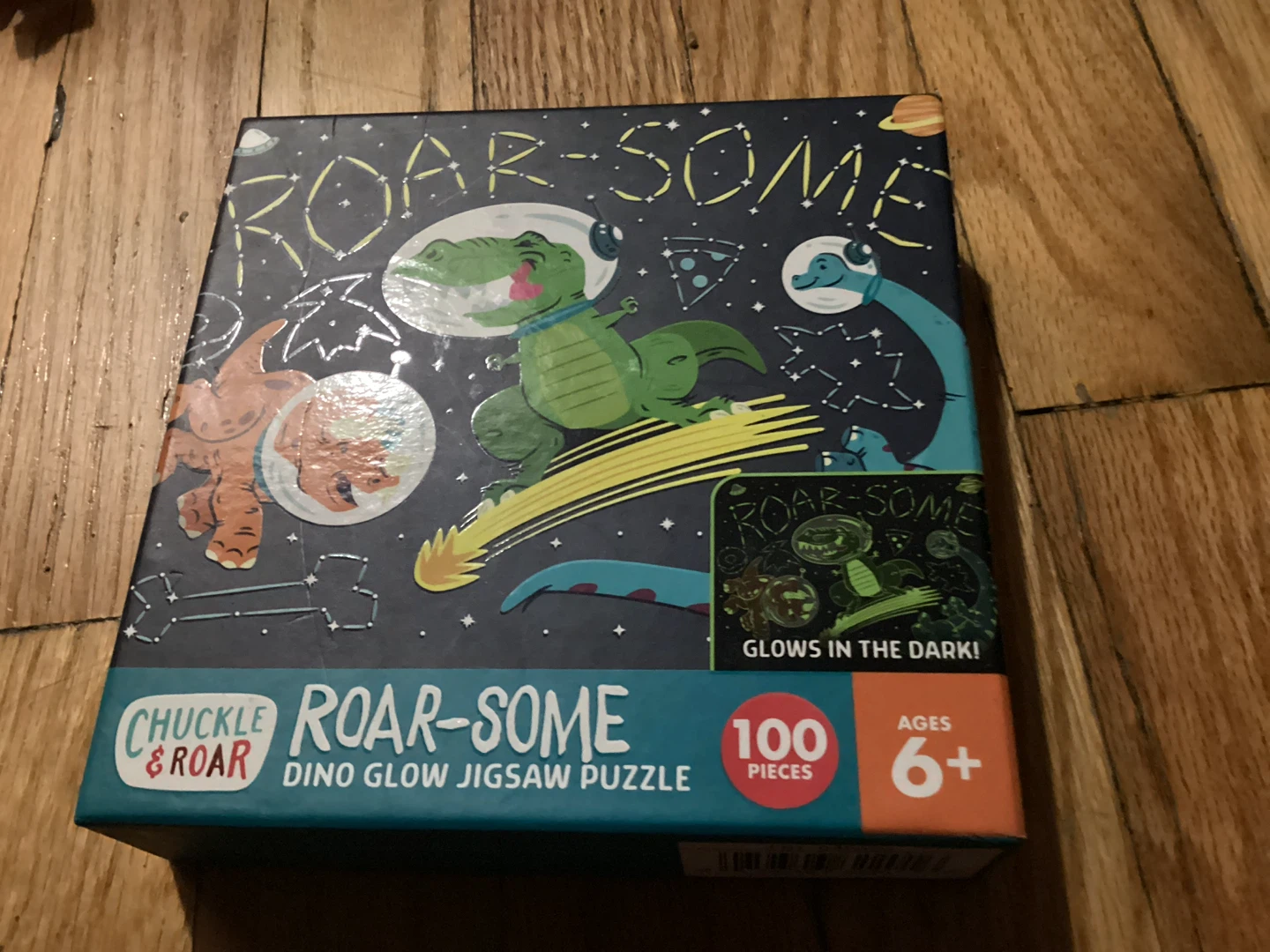 🏈Chuckle & Roar Roar-Some Dino Glow Jigsaw Puzzle