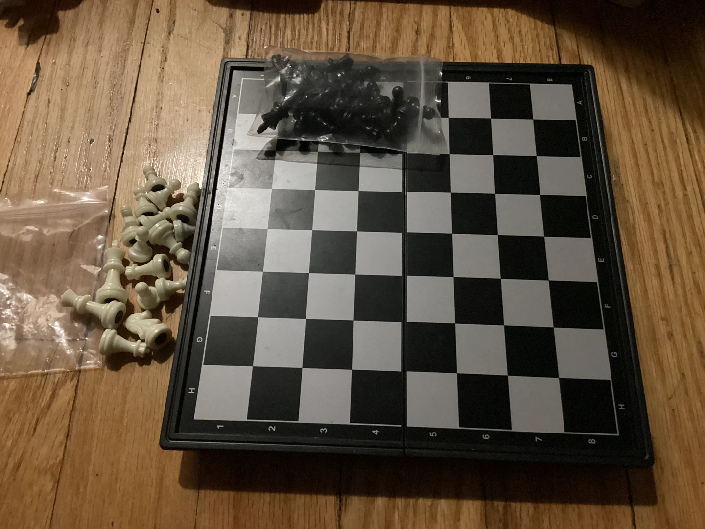 🏈Magnetic Travel Chess Set