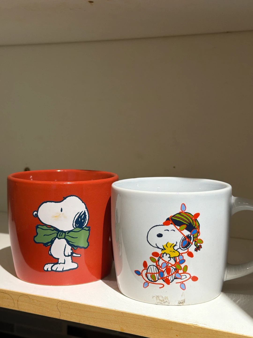 Snoopy Holiday Mugs Set