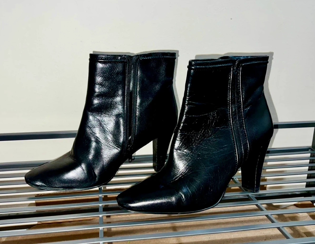 Ankle booties size 7 - photo 2