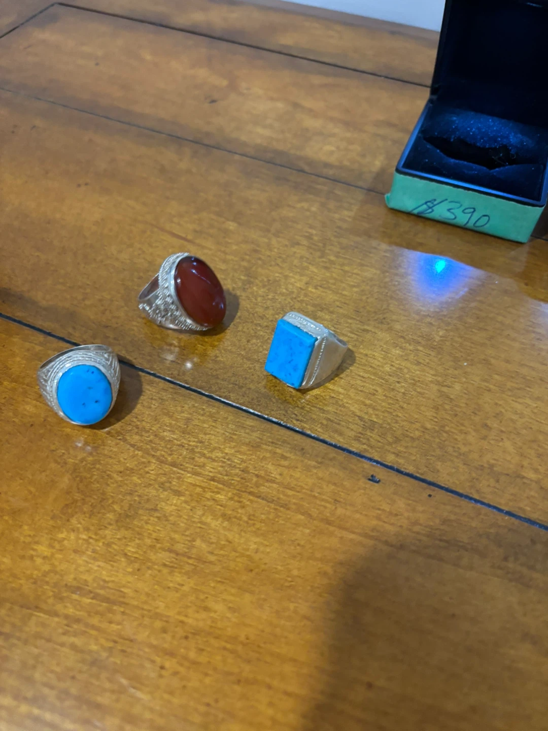 Three gemstone rings in individual boxes - photo 2