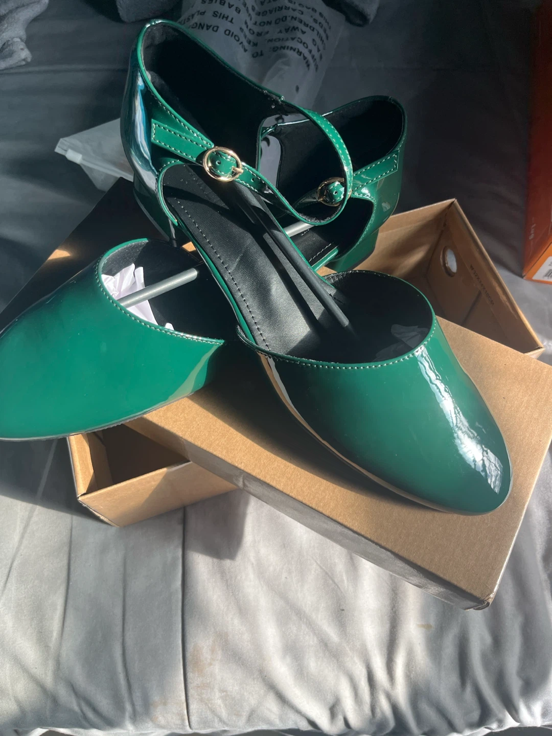 Slakeup Green Patent Ankle Strap Heels - photo 2