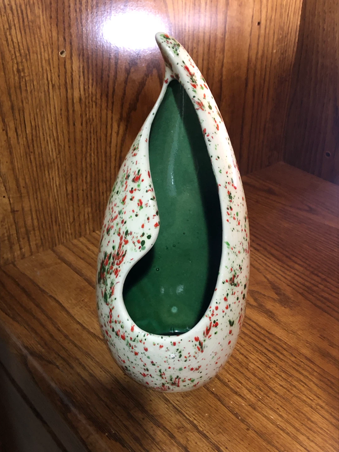 Ceramic Splatter Pattern Teardrop Vase 🏈