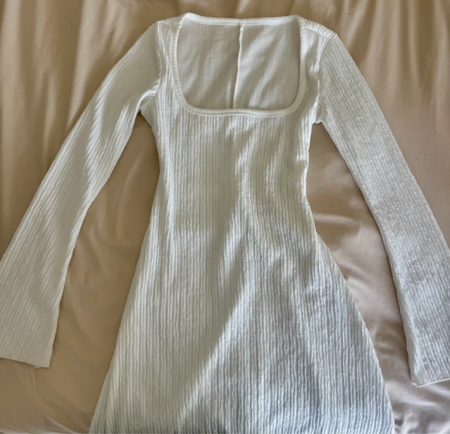 Never Worn White Crinkle Textured Dress - Lace-Up Back - photo 5