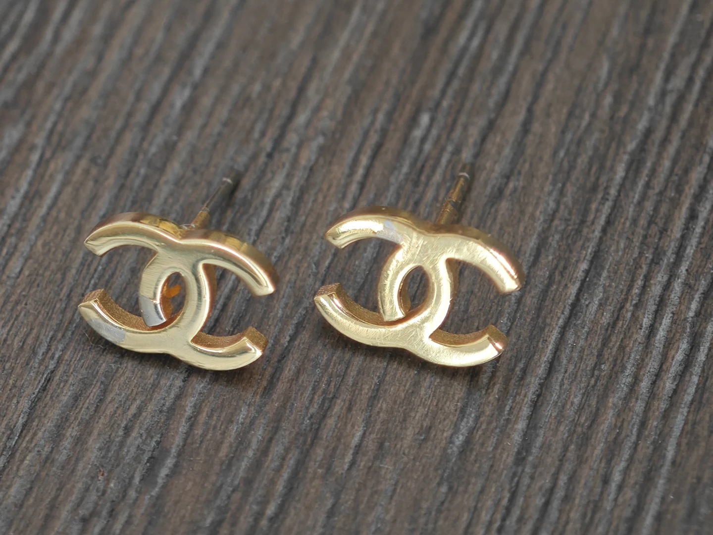 Chanel CC Stud Earrings - photo 3