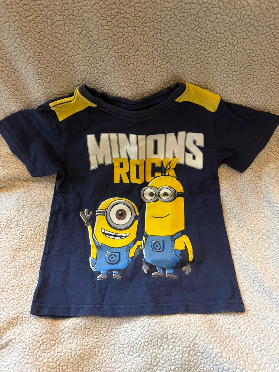 Despicable Me Minions T-Shirt Size 5