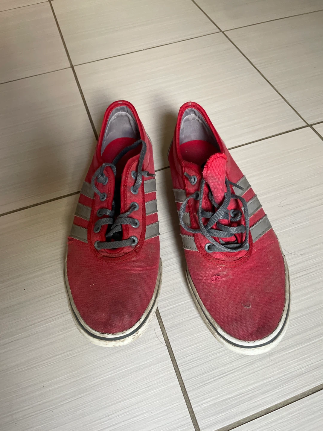 🏈Adidas Red Canvas Sneakers