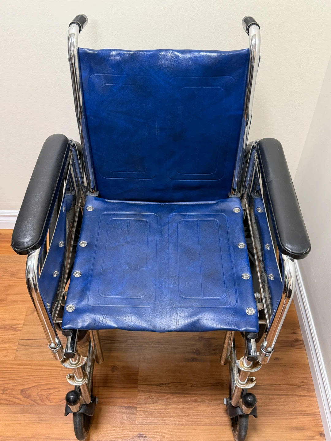 Invacare Tracer Wheelchair