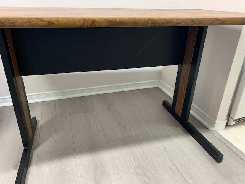 Wood Grain Desk with Black Metal Legs - photo 4
