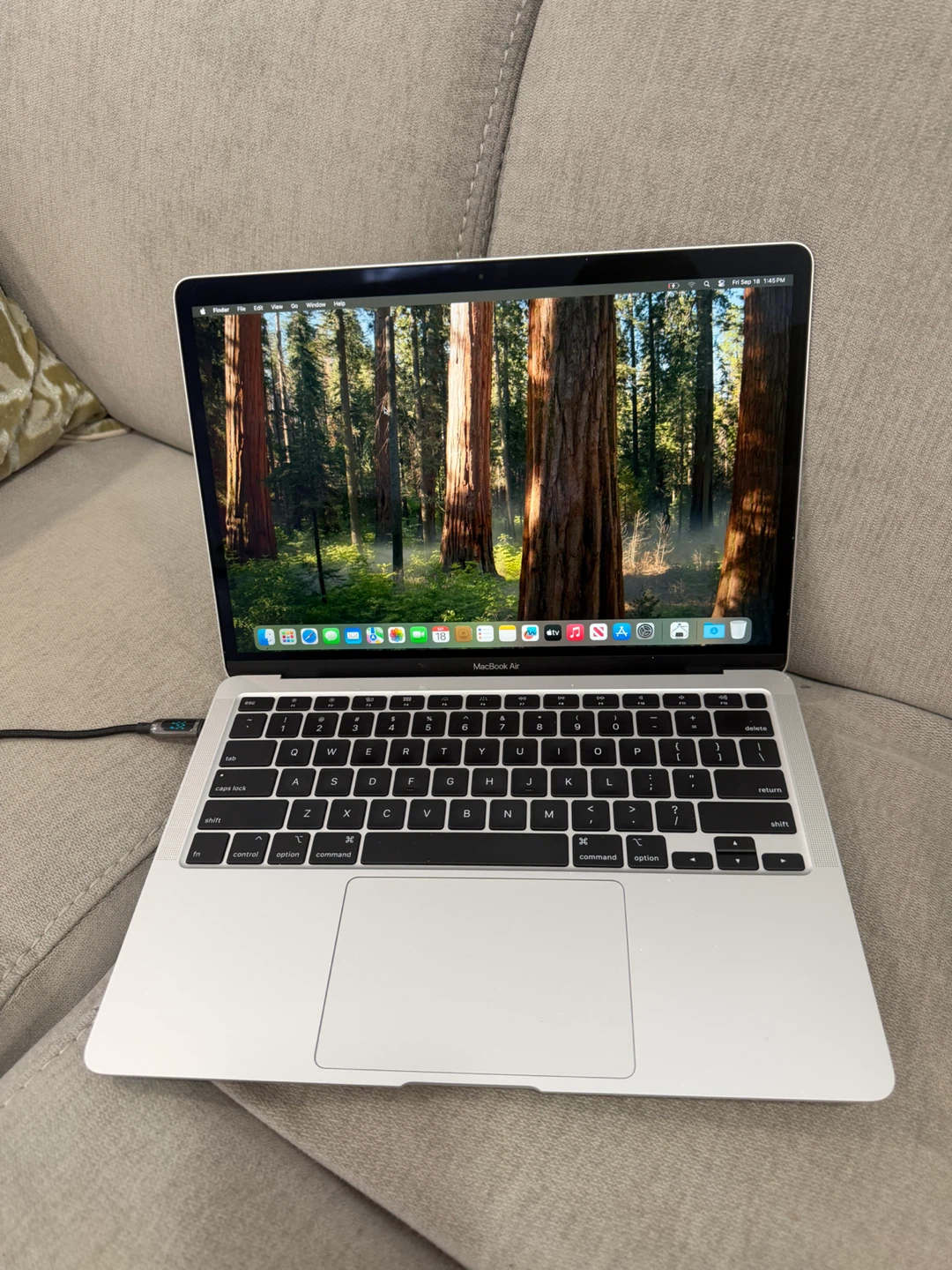 MacBook Air 13” Retina 2020
