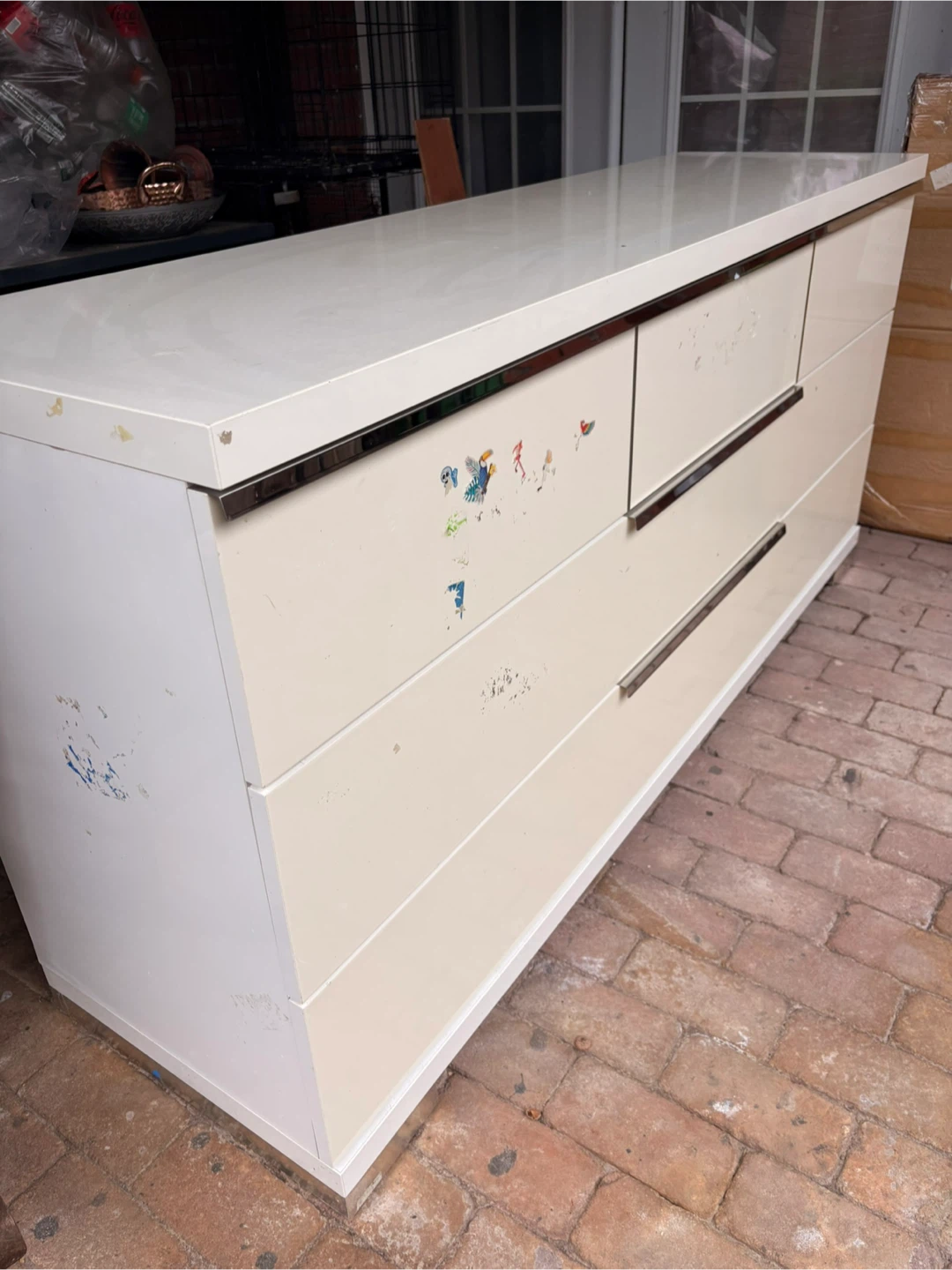 Modern Italian made 6-Drawer very Heavy Dresser