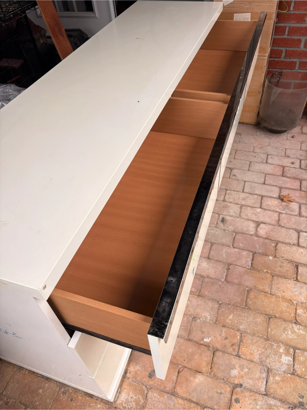 Modern Italian made 6-Drawer very Heavy Dresser - photo 3