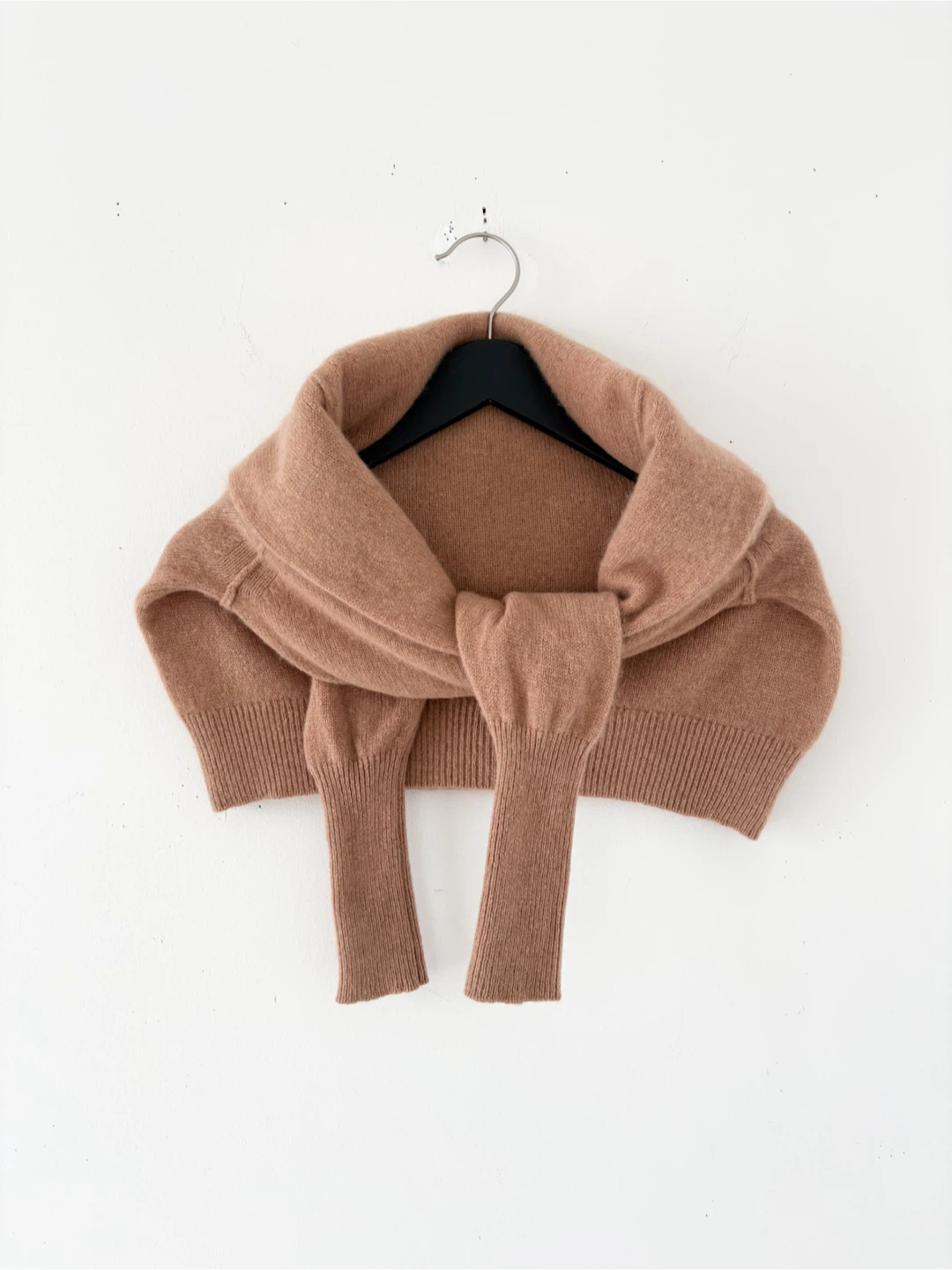 Aritzia The Group by Babaton Luxe Cashmere Sweater - photo 3