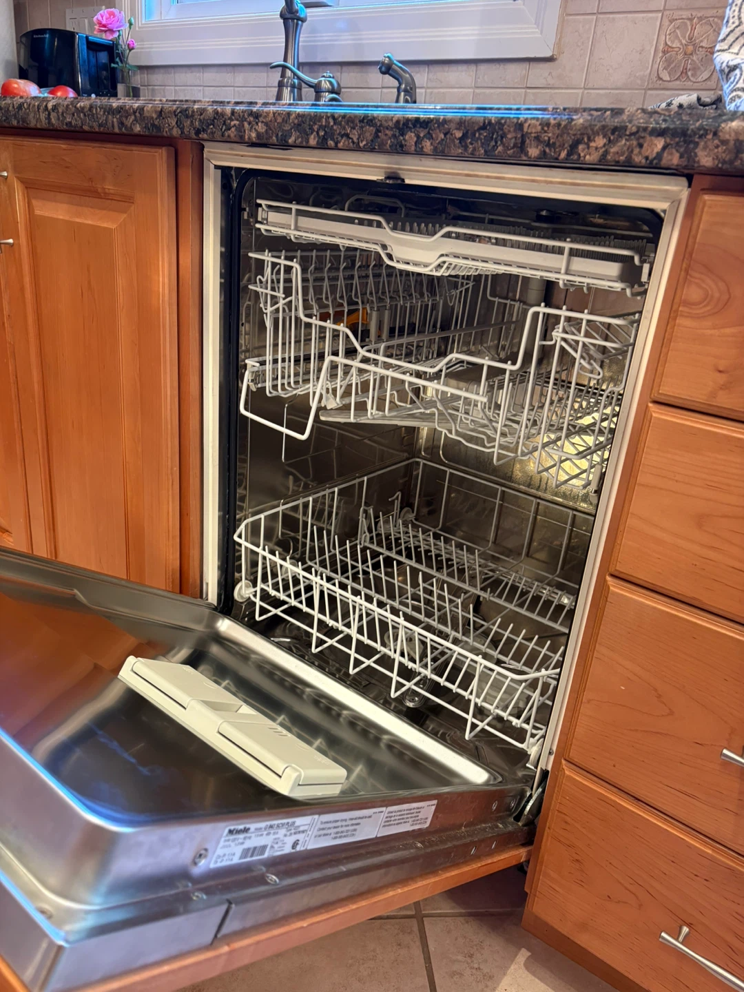 Miele Incognito G 843 SCVI Plus Dishwasher