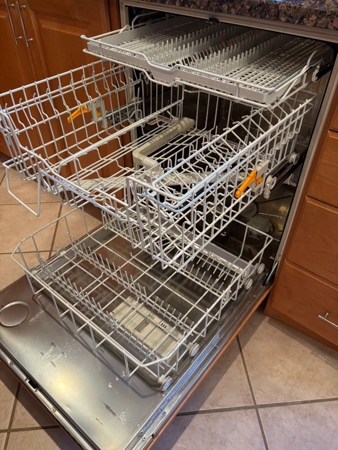 Miele Incognito G 843 SCVI Plus Dishwasher - photo 2