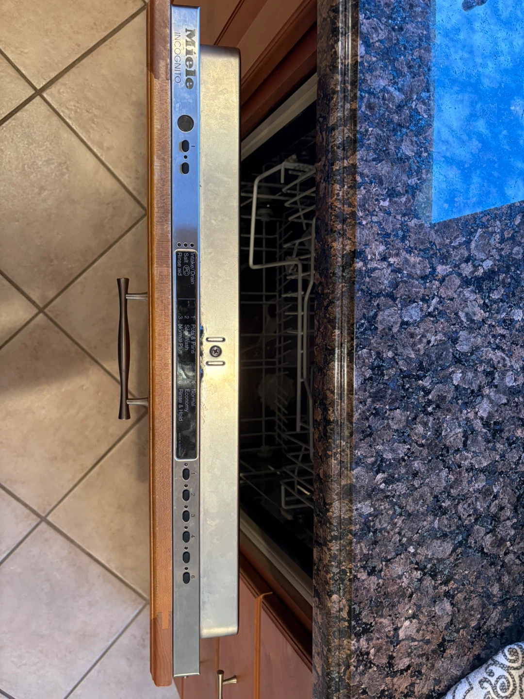 Miele Incognito G 843 SCVI Plus Dishwasher - photo 4