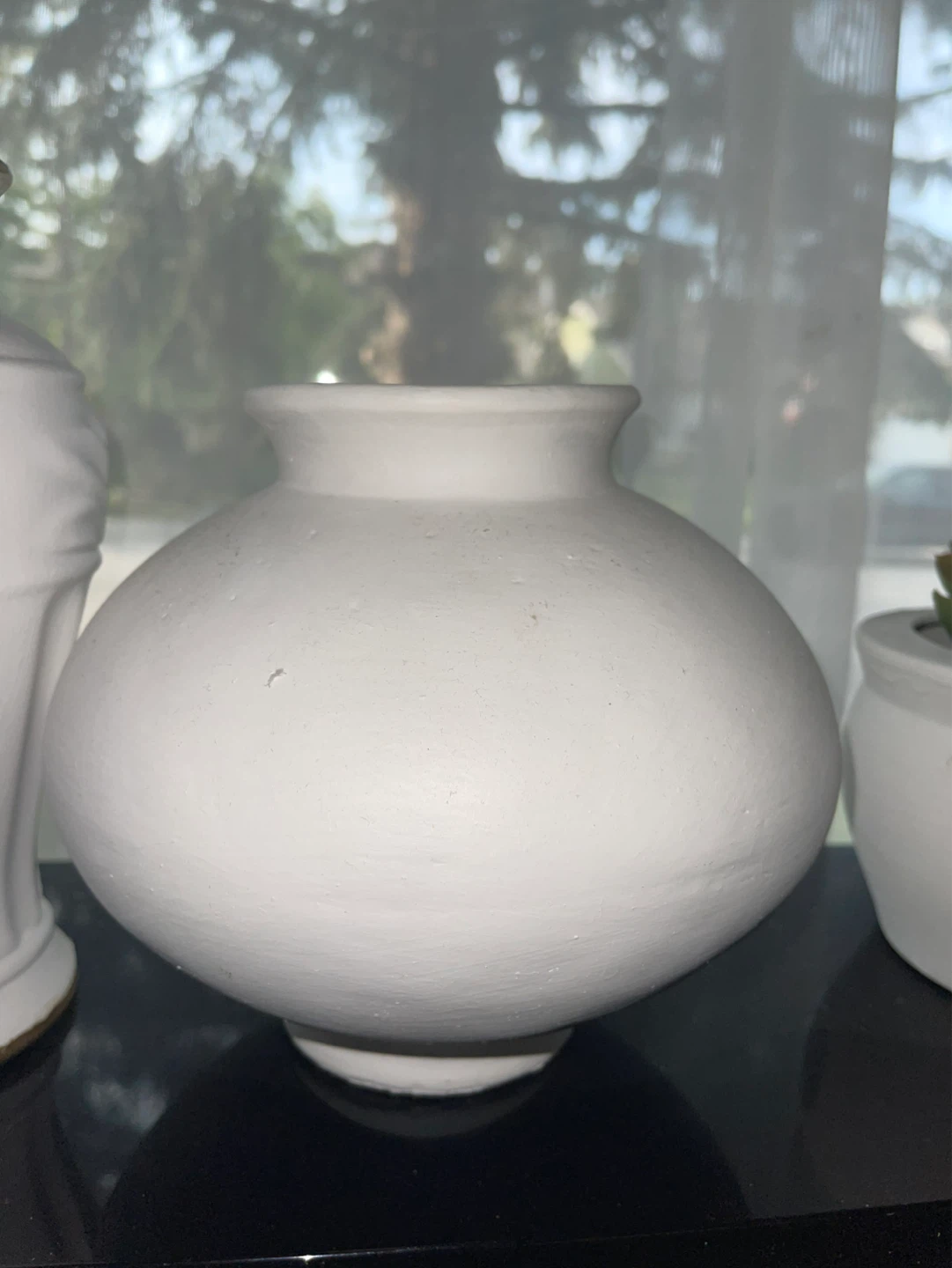 2 Beautiful Vases and Fake Fiddle Leaf Plants - photo 3