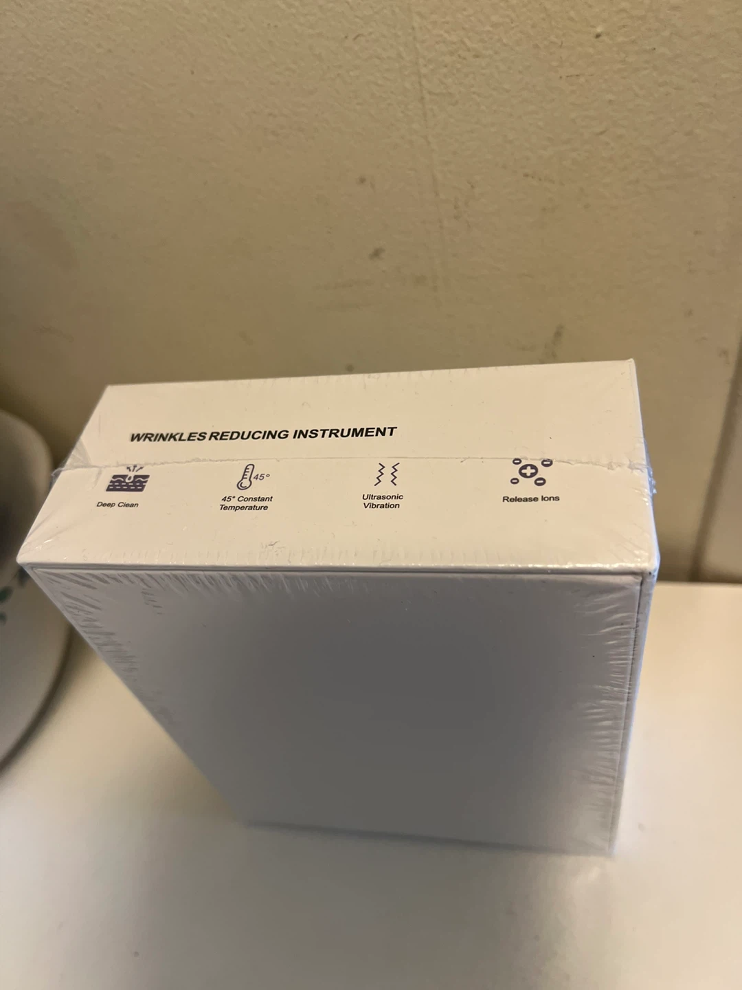 Sealed-Intense Pulsed Light Wrinkles Reducing Instrument ES-1081 - photo 2