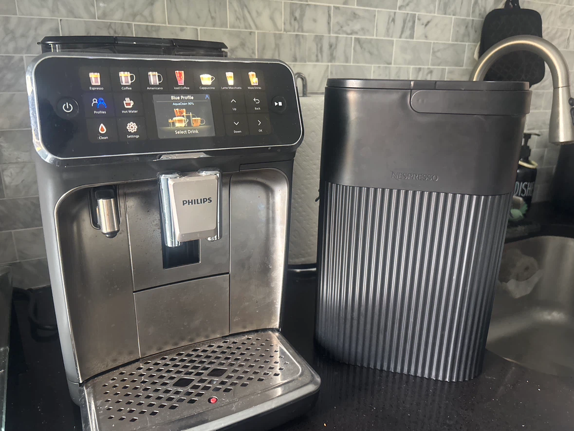 Philips LatteGo Espresso Machine - photo 3