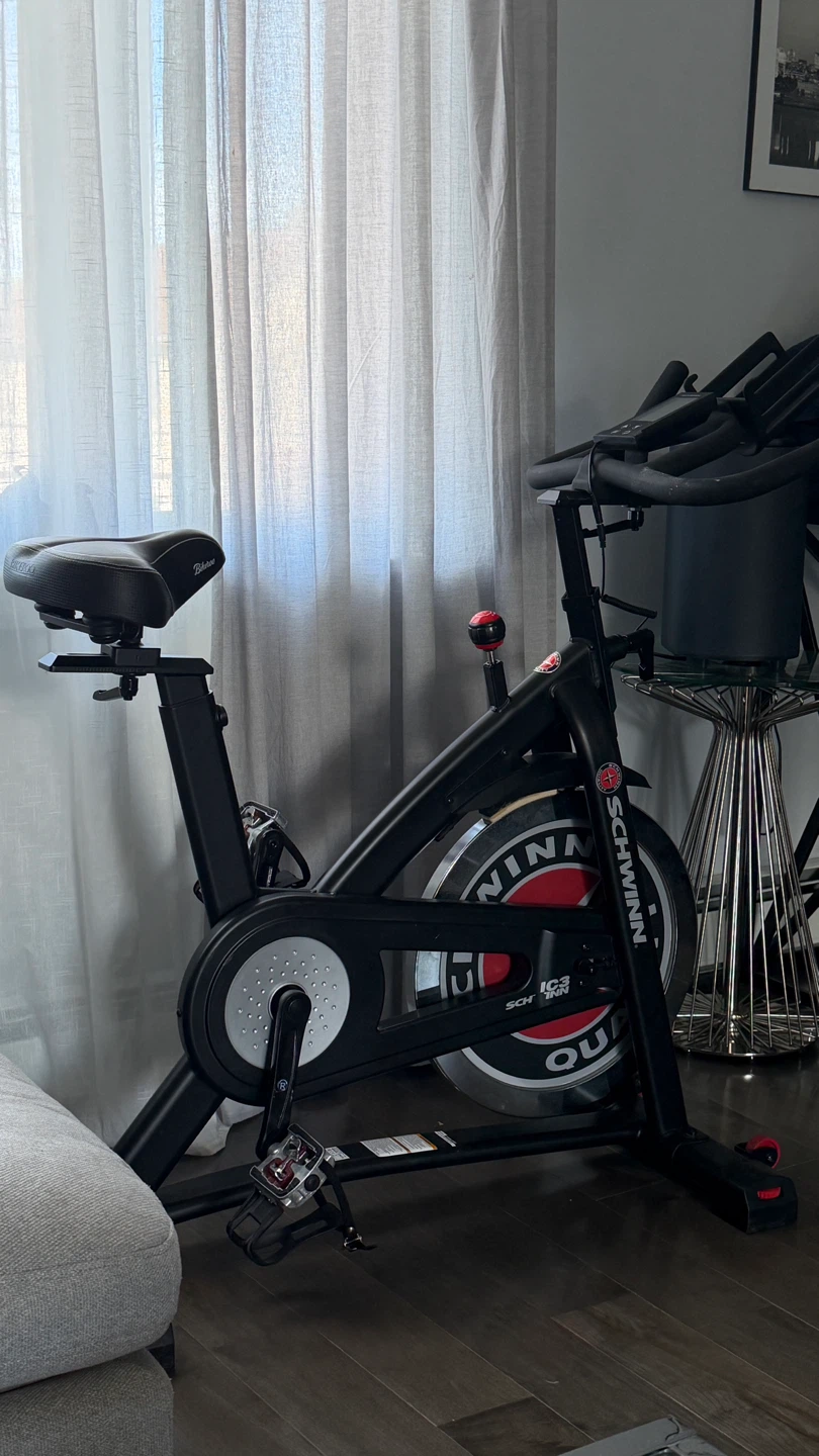 Schwinn IC3 Indoor Cycling Bike