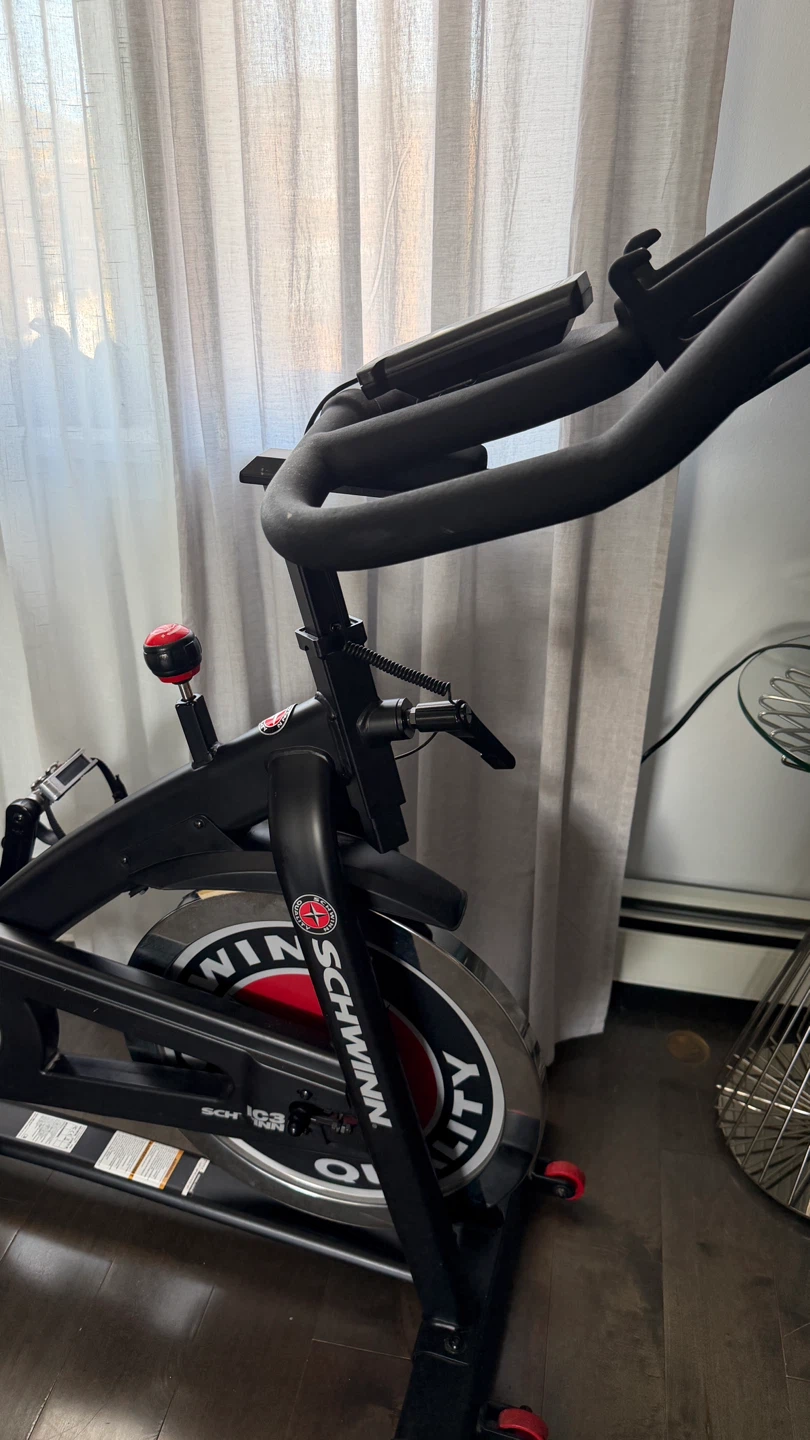 Schwinn IC3 Indoor Cycling Bike - photo 2