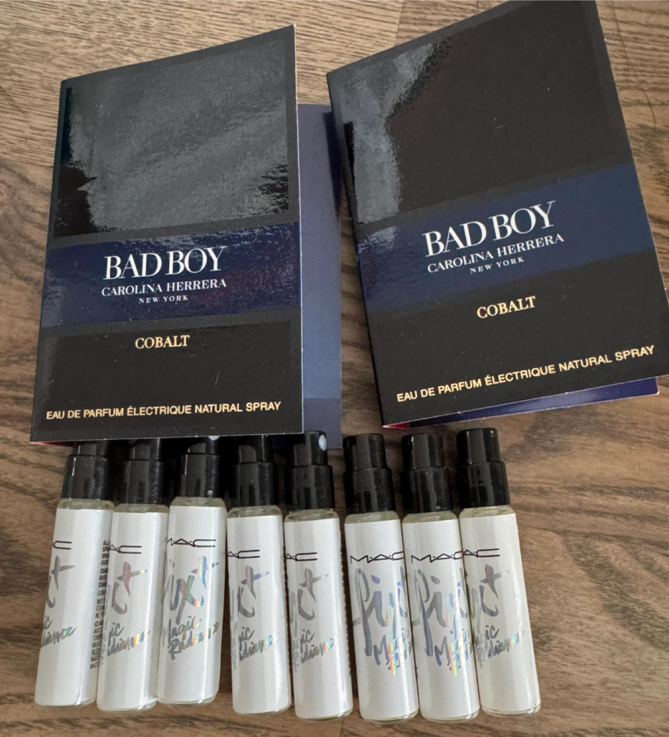 Bundle MAC Prep + Prime & Carolina Herrera Bad Boy Sample Lot - photo 2