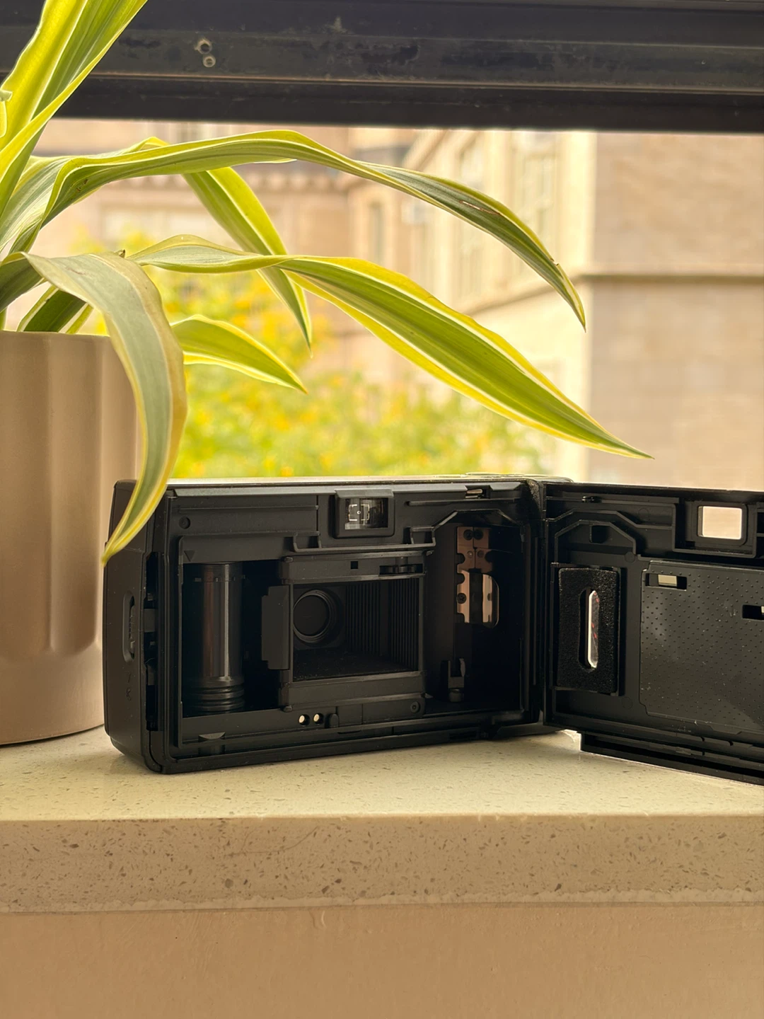 Nikon One-Touch 200 35mm Film Camera - photo 5