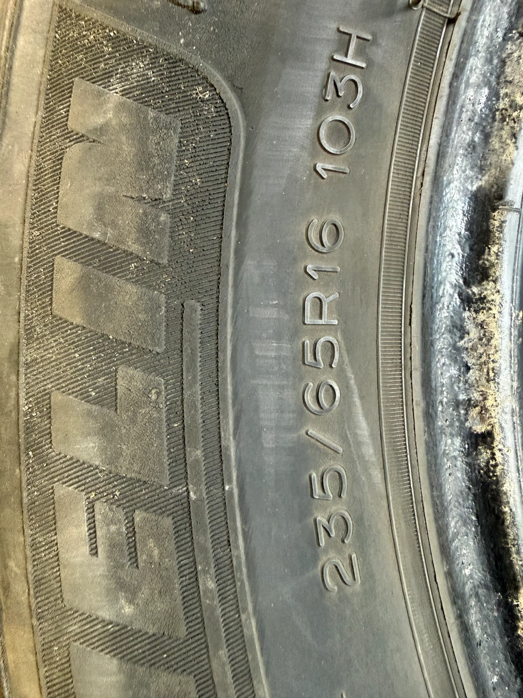 4 Michelin 235/65R16 Tires - photo 3