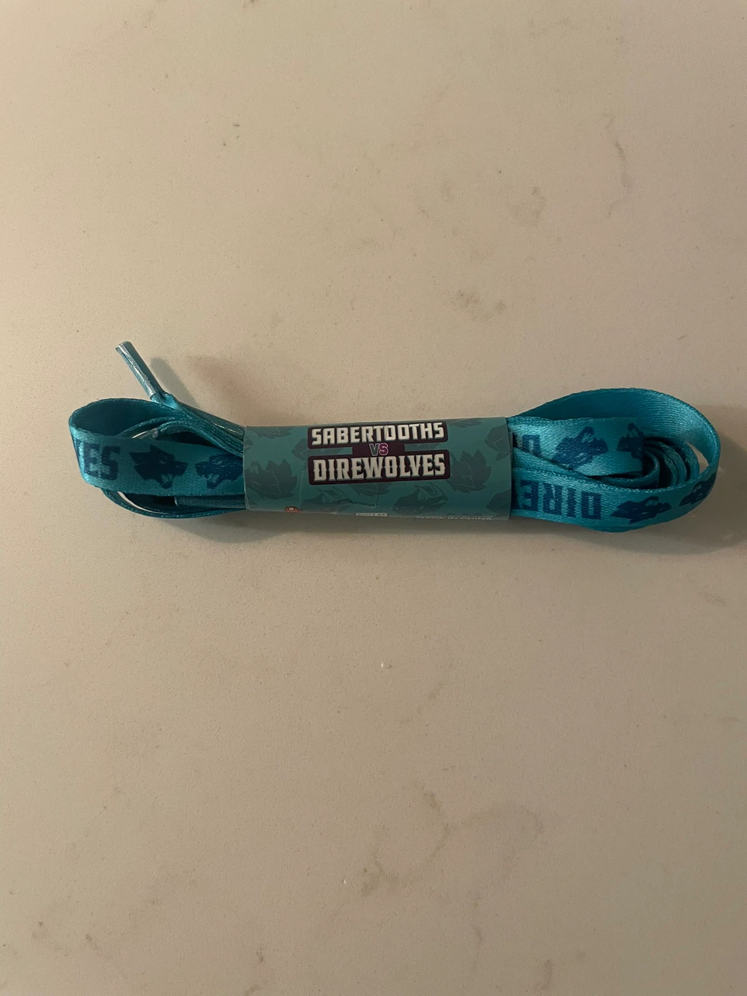 🏈Sabertooths vs Direwolves Shoelaces