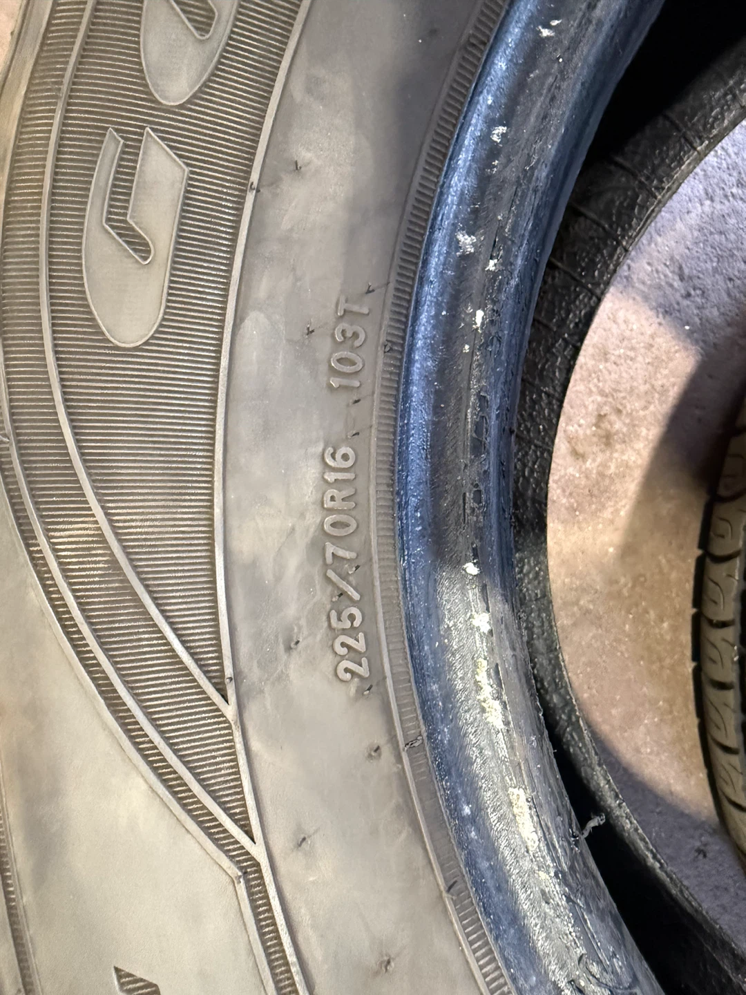 2 Goodyear All-Season Tires 225/70R16 - photo 3