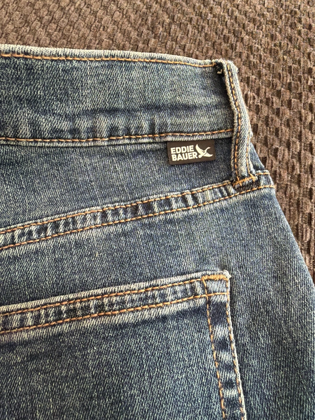 🏈 Eddie Bauer Women's Boyfriend Midrise Slim Jeans - Size 4 - photo 2