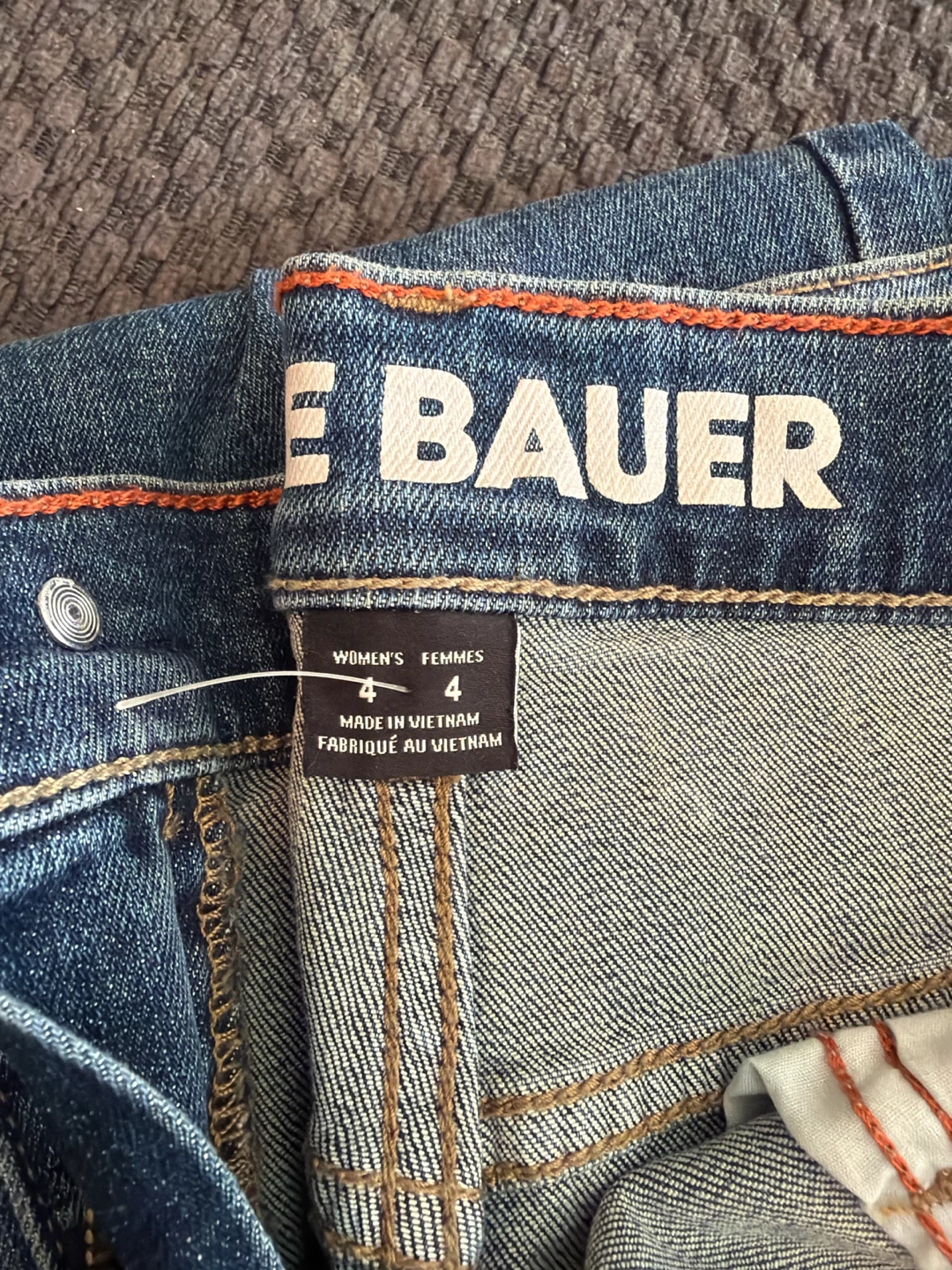🏈 Eddie Bauer Women's Boyfriend Midrise Slim Jeans - Size 4 - photo 3