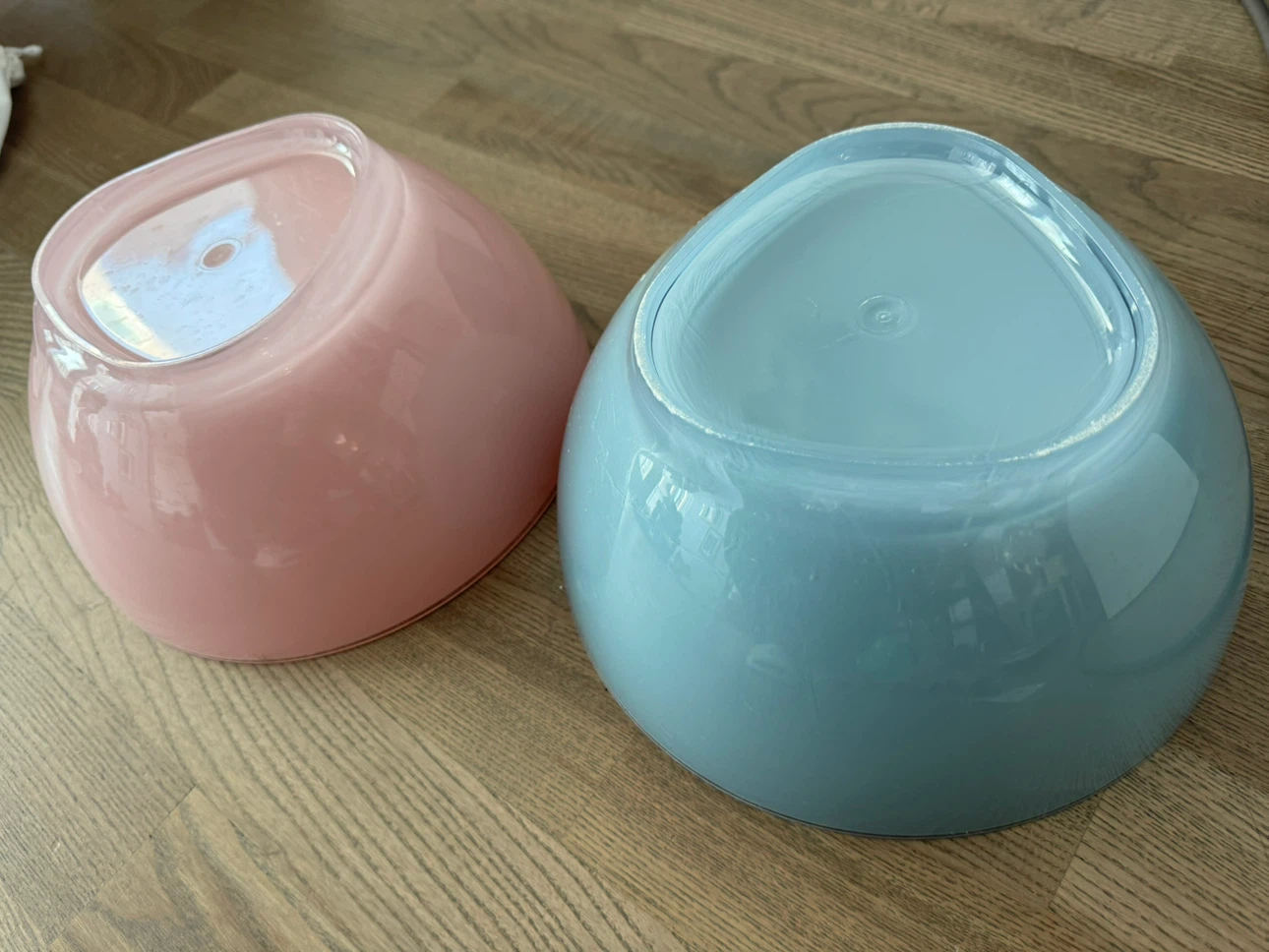 Set of Two Pastel Bowls - photo 2