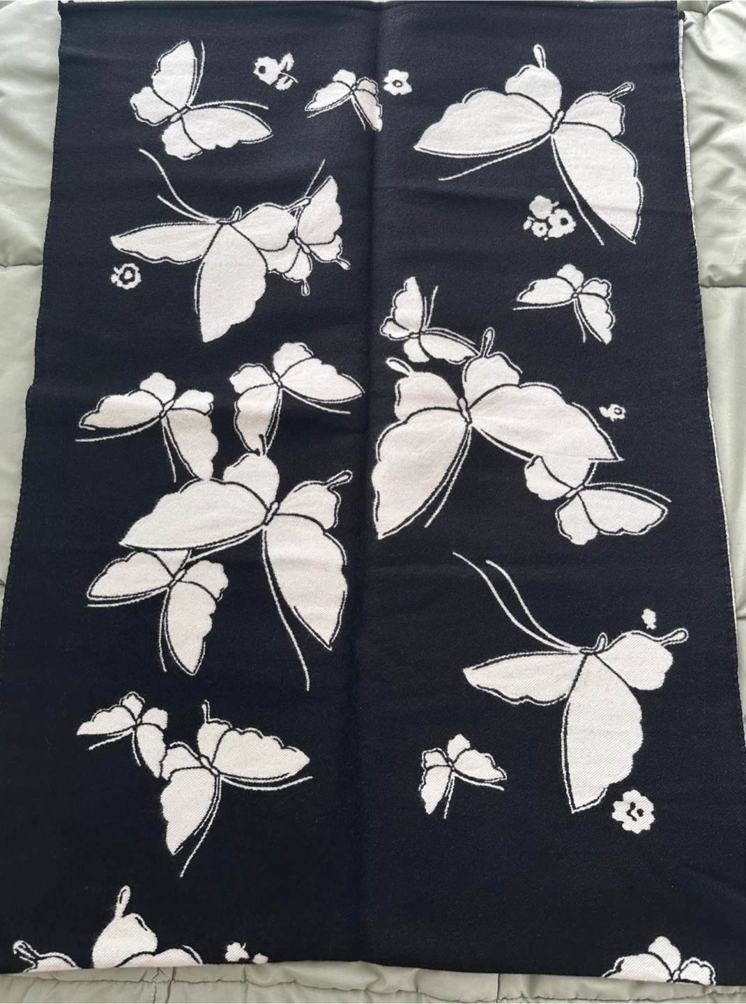 Brand NEW Valentino Butterfly Wool Scarf - photo 3