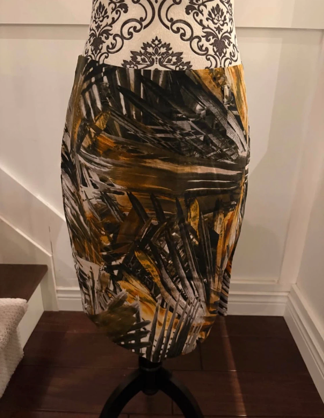 🏈Premise Patterned Pencil Skirt Size 4