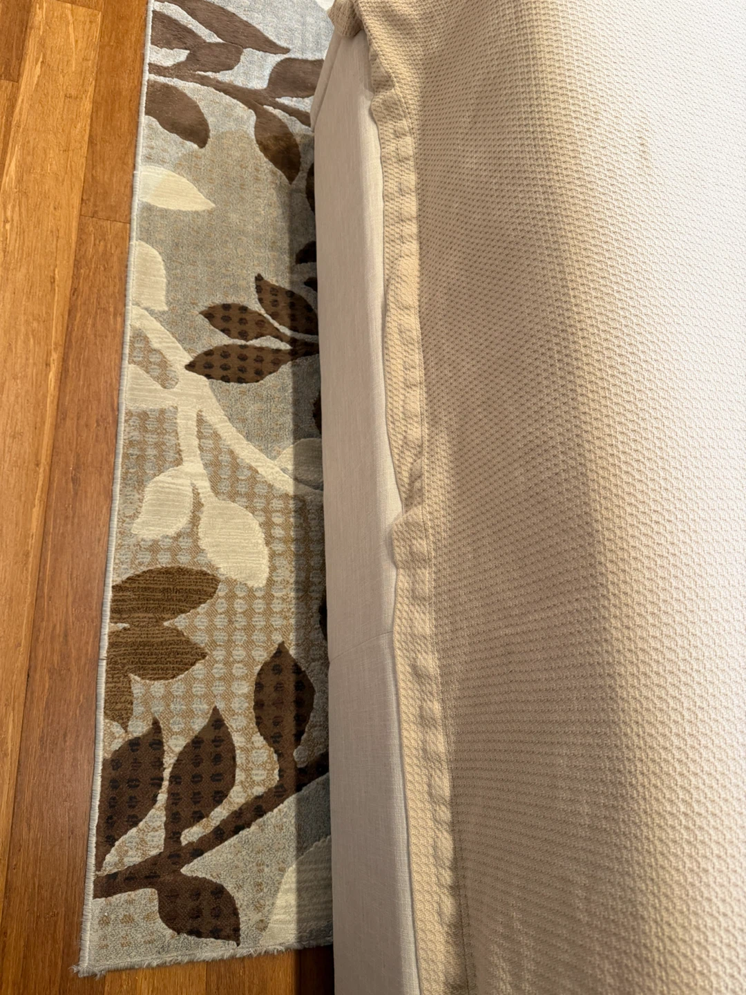 Large Floral Pattern Area Rug - photo 2