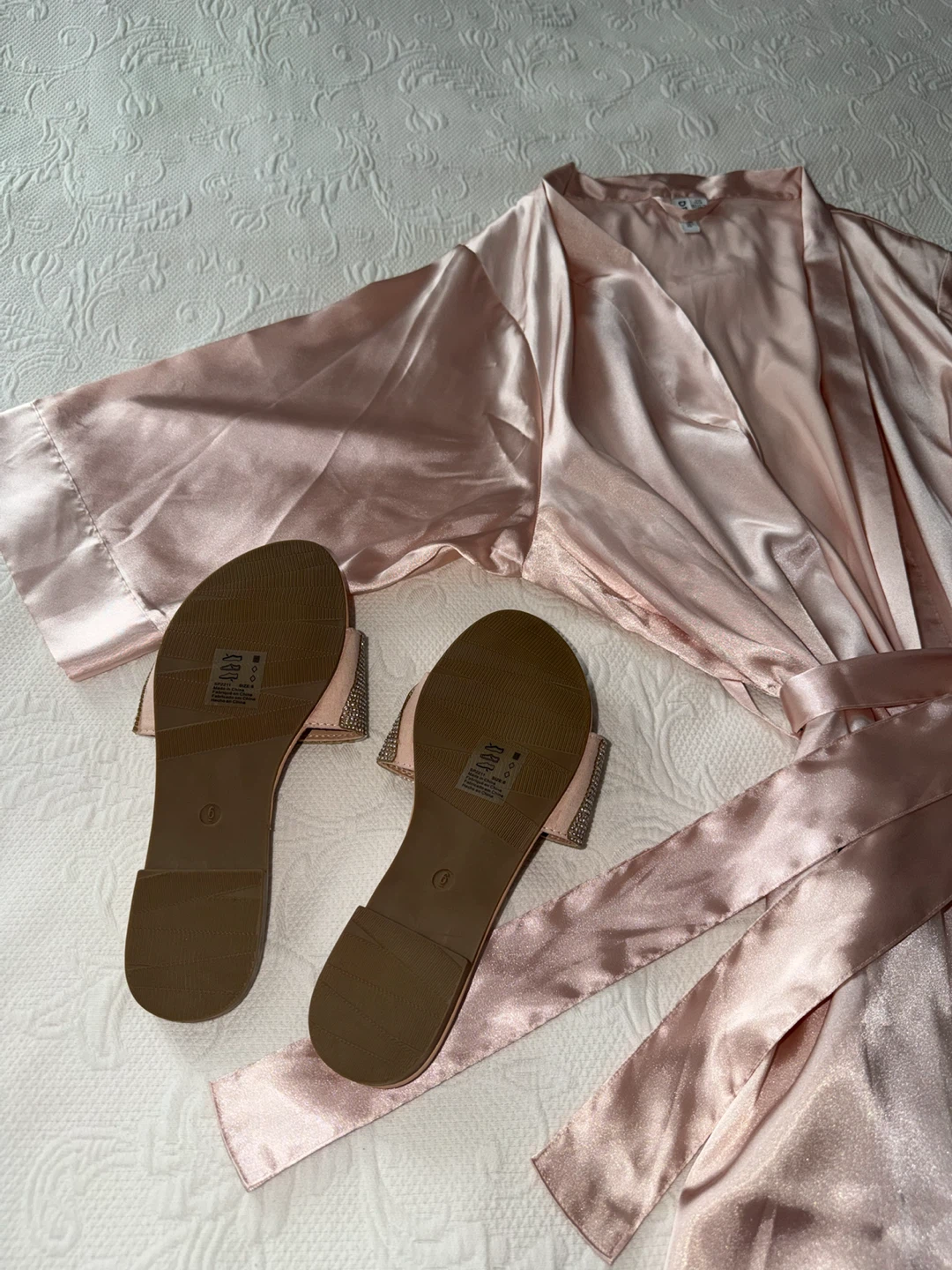 DB Studio Robe and Rhinestone Sandals Set - photo 4