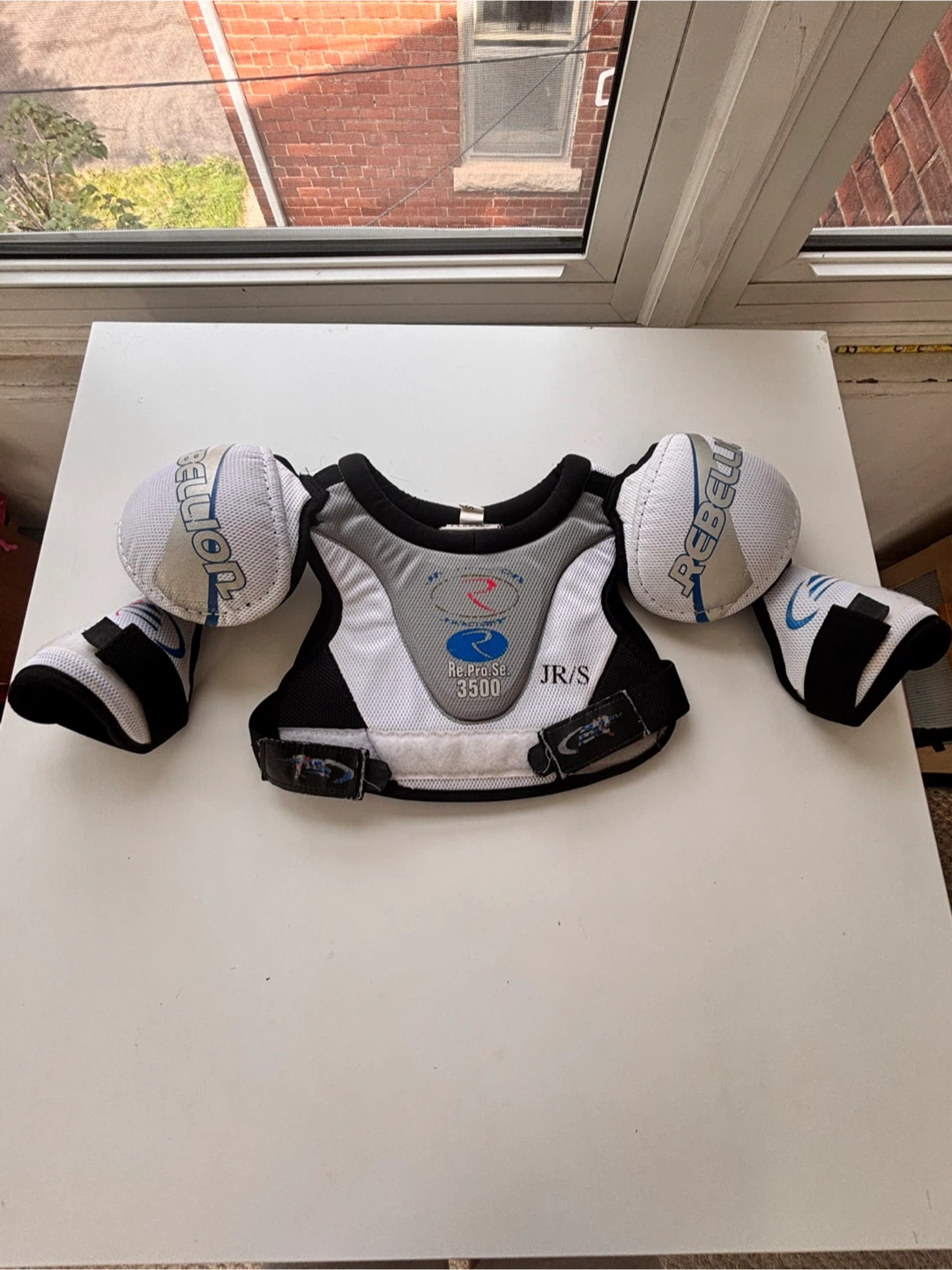 Reebok Re.Pro.Se. 3500 Hockey Shoulder Pads