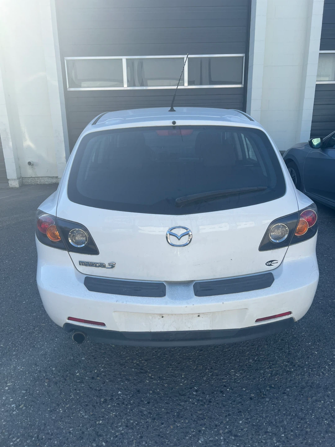 White Mazda 3 Hatchback for Sale – Excellent Condition - photo 2