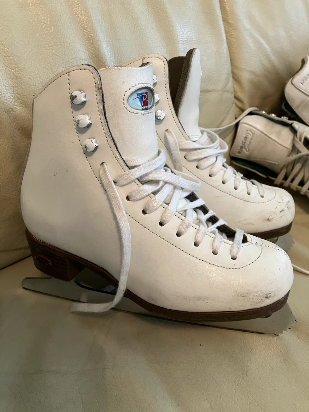 Riedell Ice Skates Size 2
