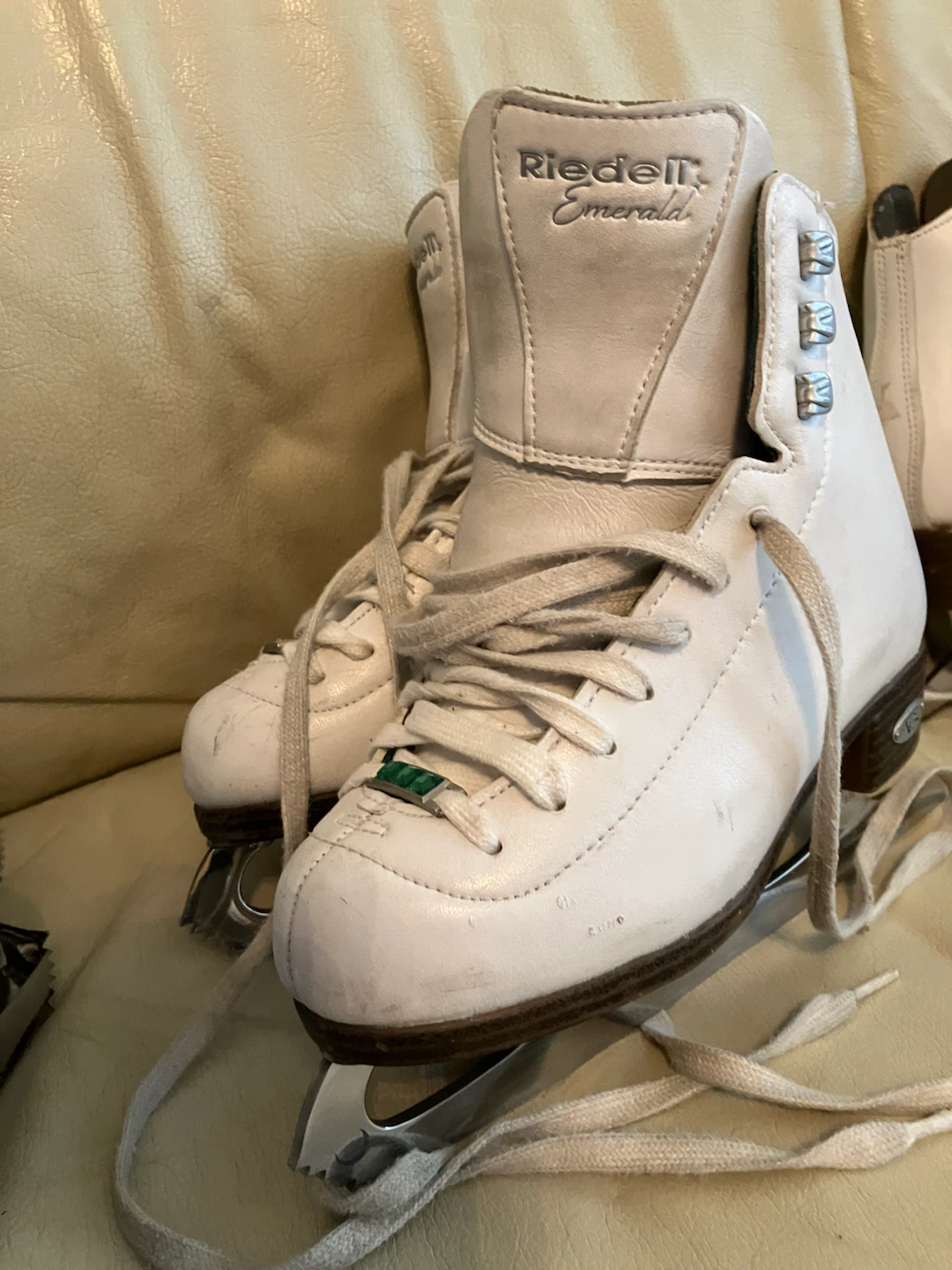 Riedell Emerald Figure Skates